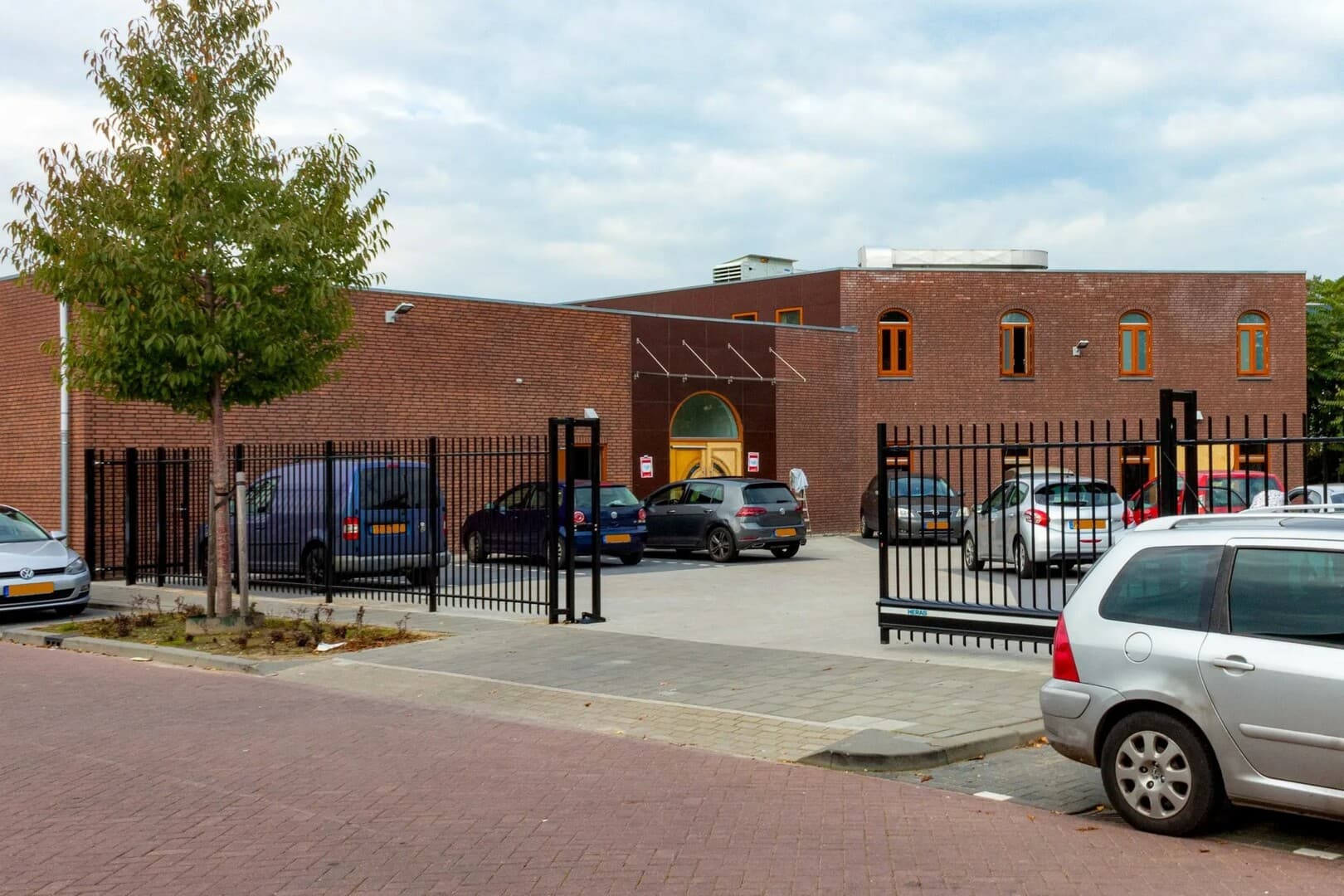 Masjid Assunnah - Moskee in Tilburg